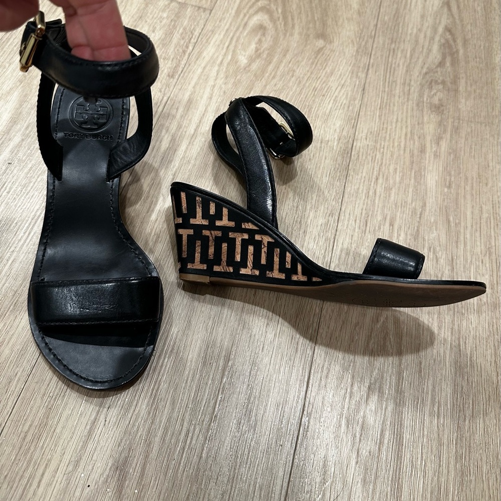 Tory Burch black leather and cork medium height sandals. 6.5 M